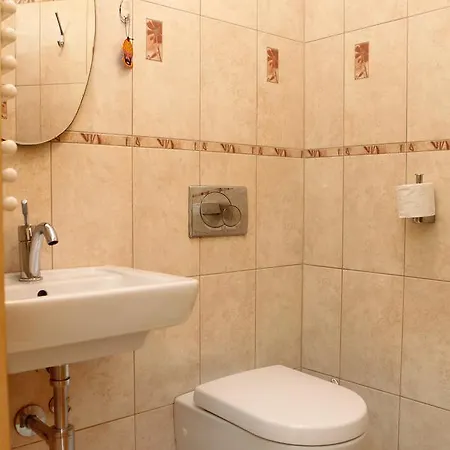 Apartma Miraflores *